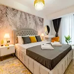 Sealuxy Spa&pool By Infinity Апартаменты Нэводари