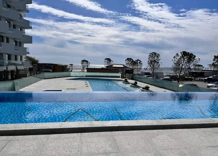 Sealuxy Spa&pool By Infinity Apartamento Năvodari