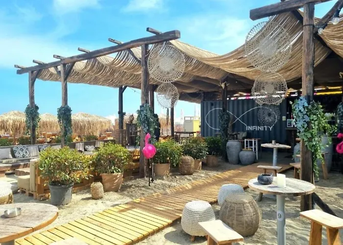 Apartamento Sealuxy Spa&pool By Infinity Năvodari